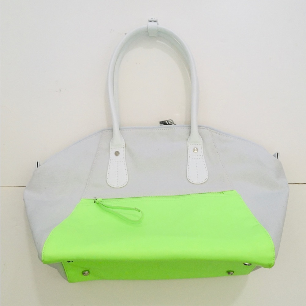 Lululemon Athletica Bag “Vinyasa to Vino Bag”